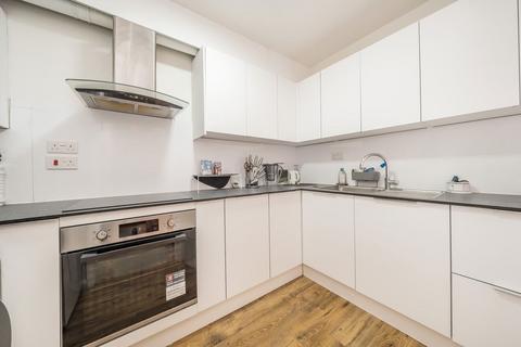 1 bedroom flat for sale, Upper Park Road, London NW3