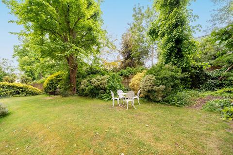 1 bedroom flat for sale, Upper Park Road, London NW3