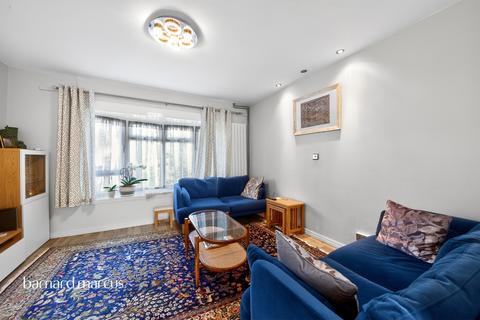 undefined, Pine Road, London