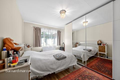 undefined, Pine Road, London