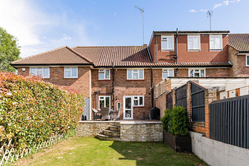 House exterior, garden