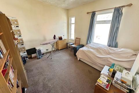 3 bedroom end of terrace house for sale, Mellard Street, Staffordshire ST5