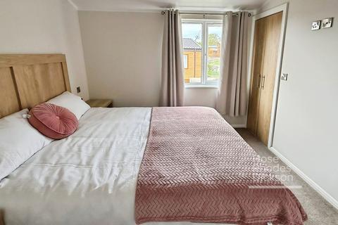 2 bedroom mobile home for sale, Carters Road, Upton, Ryde