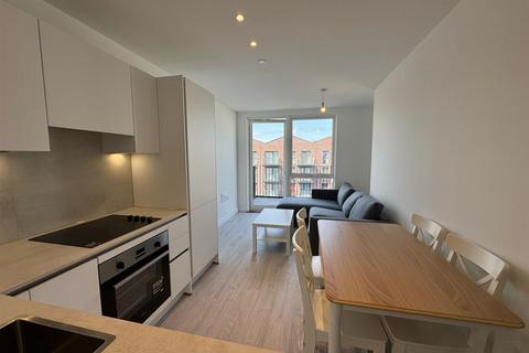 1 bedroom apartment to rent, Nestles Avenue, Hayes UB3