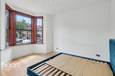 4 bedroom terraced house for sale, Westwood Road, Ilford