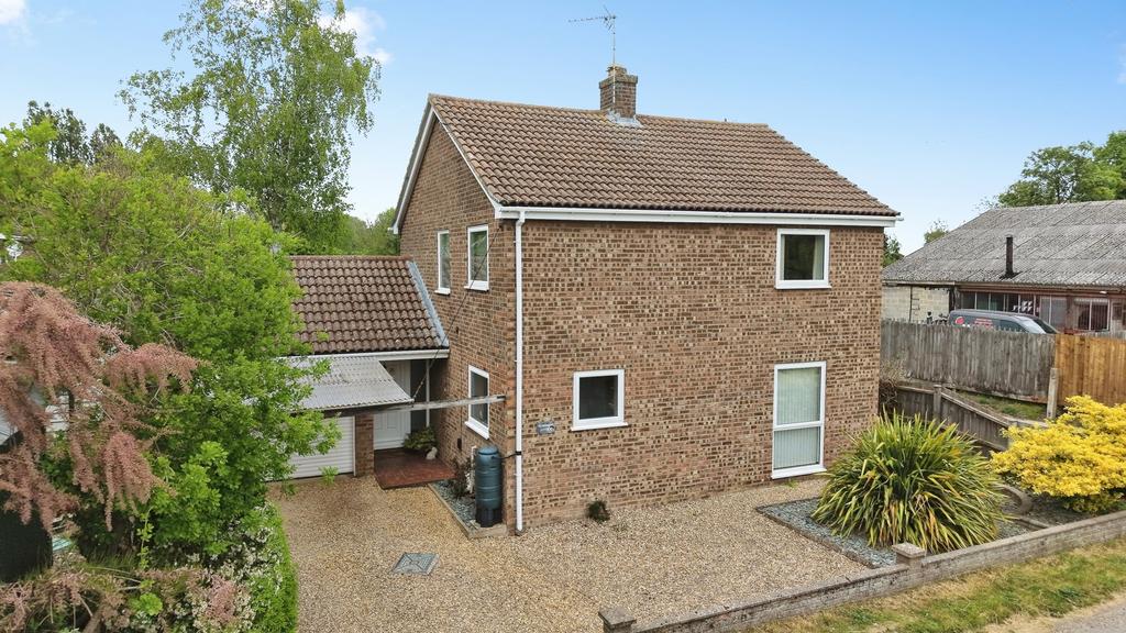 3 bedroom detached house for sale