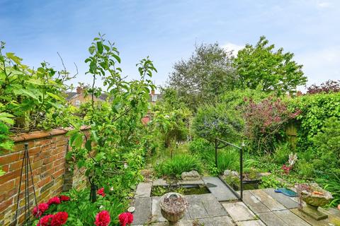 3 bedroom semi-detached house for sale, Avenue Road, KING'S LYNN, Norfolk, PE30