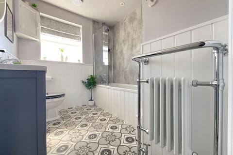 3 bedroom detached house for sale, Scalby Road, Scalby, YO13