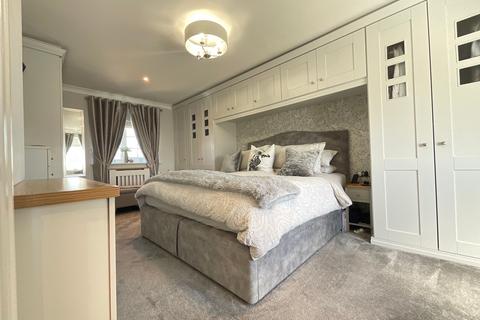 3 bedroom detached house for sale, Scalby Road, Scalby, YO13
