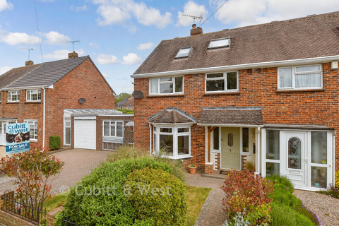4 bedroom semi-detached house for sale, Meadow Way, Littlehampton BN17