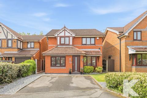 4 bedroom detached house for sale, 17 Winslade Close, Watersheddings Oldham OL4 2SG