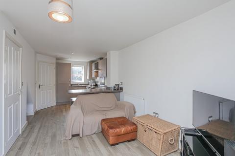 2 bedroom end of terrace house for sale, De La Warr Drive, Banbury, OX16 1BF