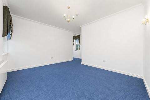 2 bedroom retirement property for sale, Gay Bowers Road, Danbury CM3