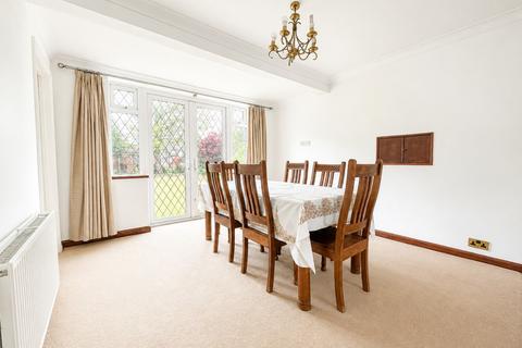 4 bedroom detached house for sale, Greenhill Avenue, Luton, Bedfordshire, LU2 7DN