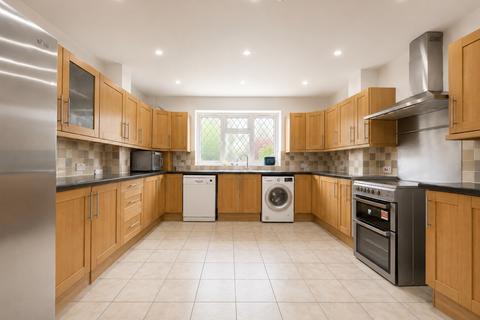 4 bedroom detached house for sale, Greenhill Avenue, Luton, Bedfordshire, LU2 7DN