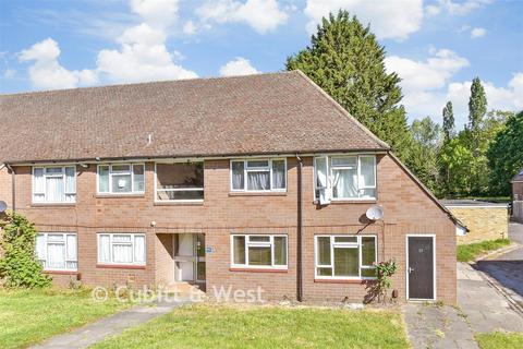 1 bedroom ground floor flat for sale, Levett Road, Leatherhead KT22