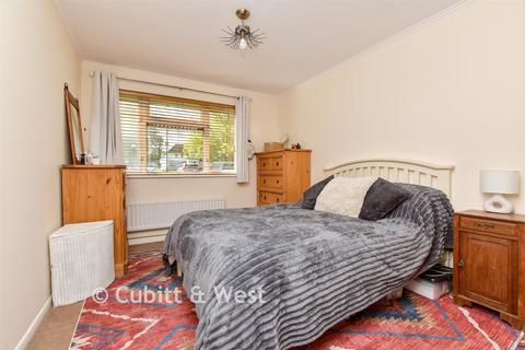 1 bedroom ground floor flat for sale, Levett Road, Leatherhead KT22