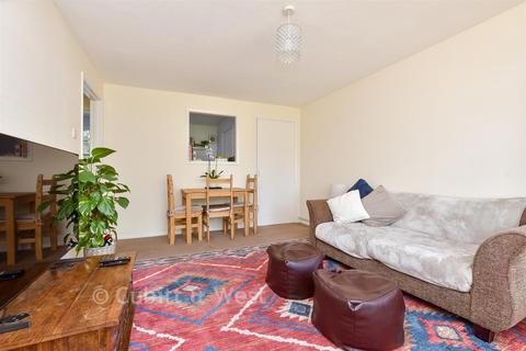 Levett Road, Leatherhead KT22