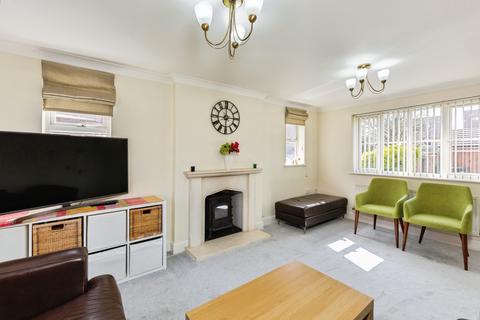 4 bedroom detached house for sale, Leonardslee Crescent, Newbury, RG14