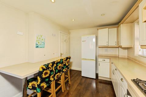 4 bedroom detached house for sale, Leonardslee Crescent, Newbury, RG14