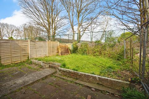 4 bedroom end of terrace house for sale, East Park Drive, BRISTOL, BS5
