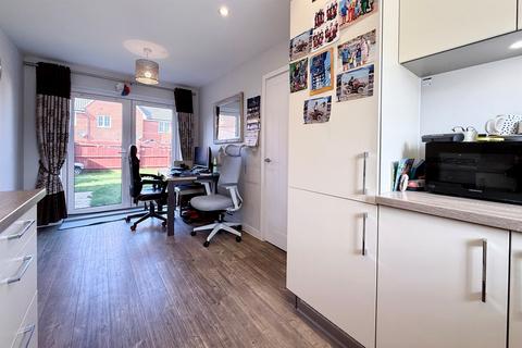 3 bedroom semi-detached house for sale, Larch Way, Red Lodge, Bury St. Edmunds