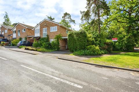 4 bedroom link detached house for sale, Chiltern Gardens, Leighton Buzzard, Bedfordshire, LU7