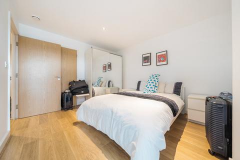 2 bedroom flat for sale, Surrey Quays Road, London, SE16