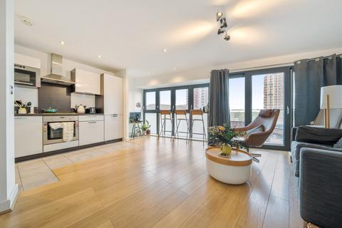 2 bedroom flat for sale, Surrey Quays Road, London, SE16