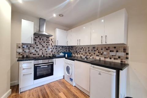 1 bedroom triplex to rent, Westgate Apartments, Huddersfield, HD1 1AB