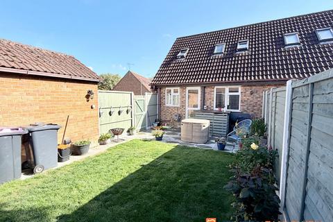 2 bedroom semi-detached house for sale, Hawthorn Way, Lincoln LN5