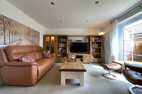 4 bedroom detached house for sale, Mill Way, Scarborough, YO13