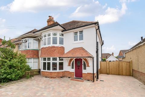 3 bedroom semi-detached house to rent, Wilton Road, Southampton SO15