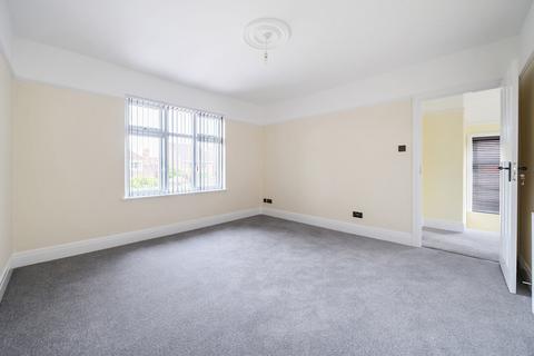 3 bedroom semi-detached house to rent, Wilton Road, Southampton SO15