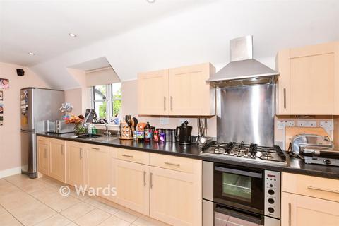 1 bedroom coach house for sale, Hegarty Court, Snodland, Kent