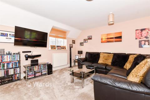 1 bedroom coach house for sale, Hegarty Court, Snodland, Kent