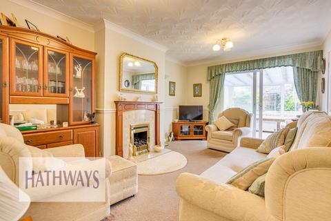 2 bedroom semi-detached bungalow for sale, Heol Madoc, New Inn, NP4