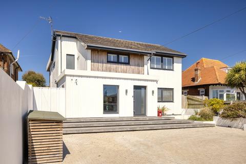 4 bedroom detached house for sale, Waldron Road, Broadstairs, CT10