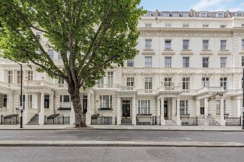 3 bedroom flat for sale, Inverness Terrace, Bayswater, London, W2