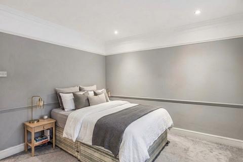 3 bedroom flat for sale, Inverness Terrace, Bayswater, London, W2
