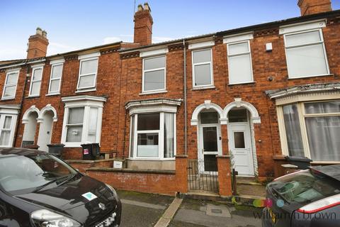 3 bedroom terraced house to rent, Eastbourne Street, LINCOLN