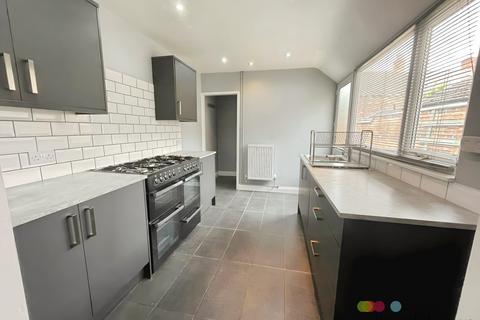 3 bedroom terraced house to rent, Eastbourne Street, LINCOLN