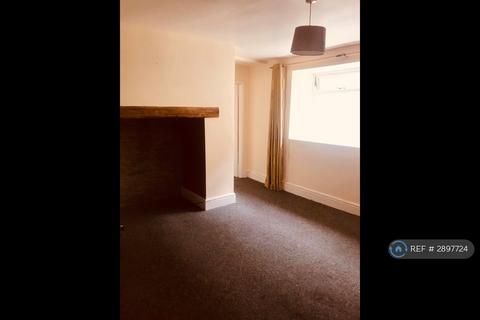 2 bedroom flat to rent, Bridge Street, Newcastle Emlyn, SA38