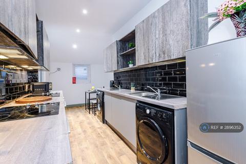undefined, Russell St, Bolton, BL1