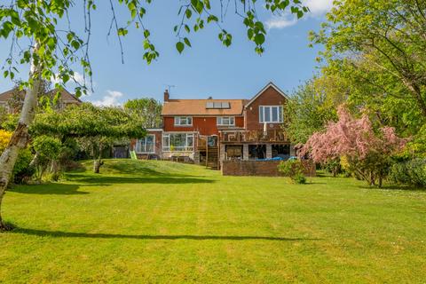 4 bedroom detached house for sale, Fairway Avenue, Reading RG30