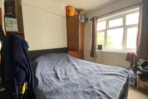 undefined, Ensuite Room Whitchurch Lane, Edgware, Greater London, HA8