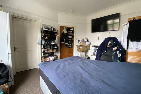 undefined, Ensuite Room Whitchurch Lane, Edgware, Greater London, HA8