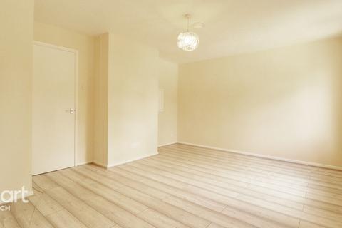 2 bedroom terraced house to rent, Sheep Meadow Close, Norwich
