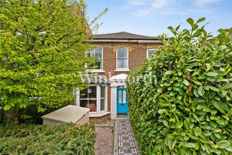 3 bedroom terraced house for sale, Summerhill Road, London, N15
