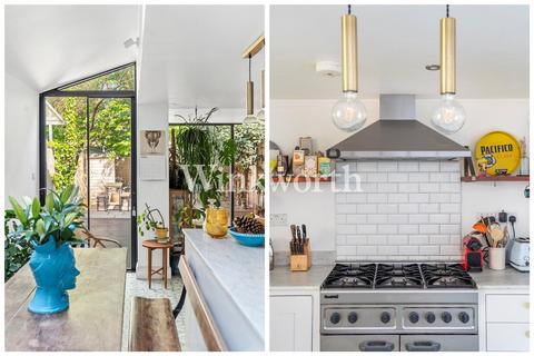 3 bedroom terraced house for sale, Summerhill Road, London, N15
